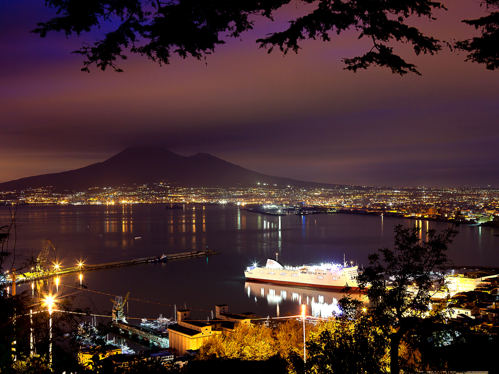 napoli by night